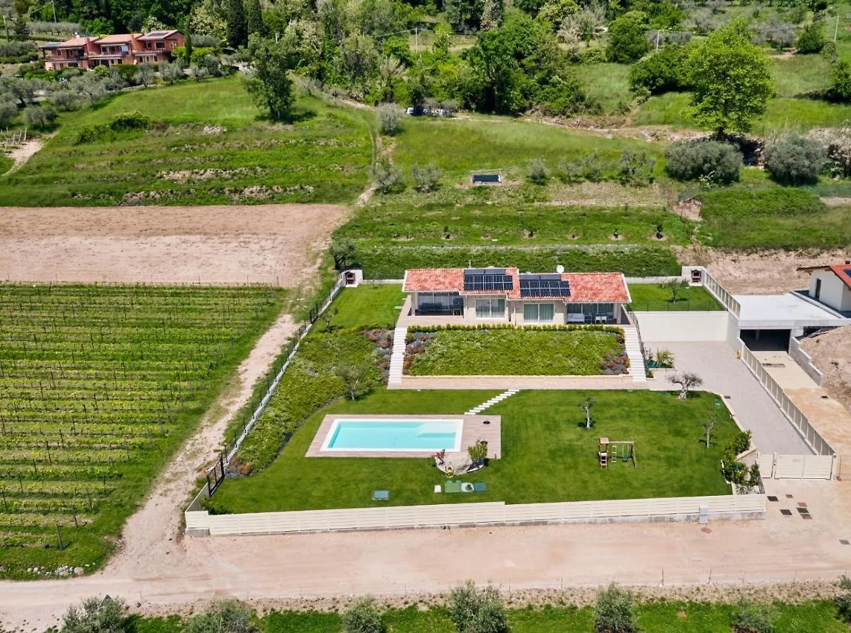 Villa Brusadela Suites Garda Garda  Italy